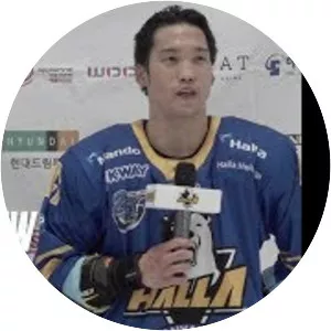 Shin Sang-hoon - South Korean ice hockey player