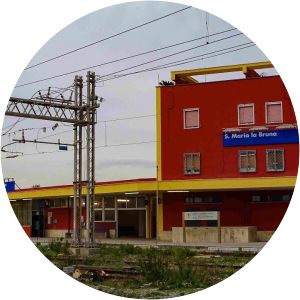 Santa Maria la Bruna station