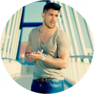 Santos Real - Musical artist