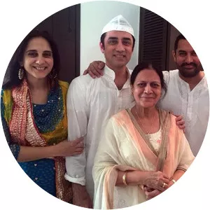 Santosh Hegde - Nikhat Khan's husband