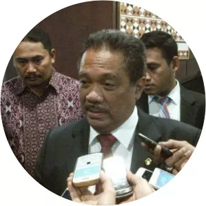 sapto amal damandari