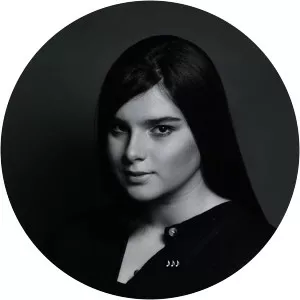 Sara Bajraktari - Musical artist