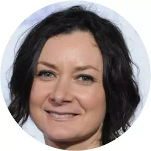 Sara Gilbert