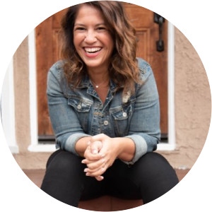 Sara Isaacson - Casting director