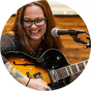 Sara Routh photograph