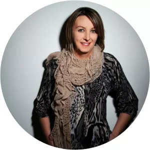 Sarah Barrie - Author