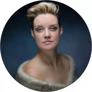 Sarah Brailey - Singer