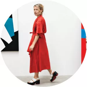 Sarah Crowner - Painter