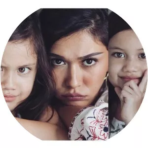 Sarah Deana White - Nana Mirdad's daughter