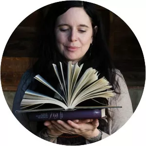 Sarah Elizabeth Schantz - Author