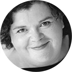 Sarah Flind - Film actress