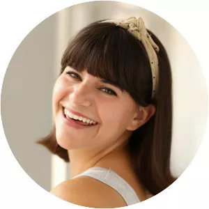 Sarah Grace Welbourn - Actor