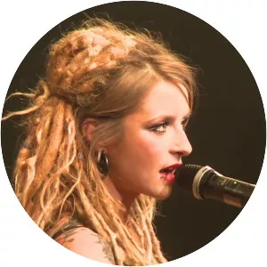 Sarah Lesch - German singer