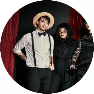 Sarah & the Safe Word