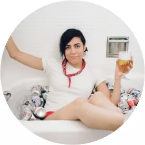 Sarah Tudzin - Record producer