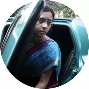 Sarangi Mahajan - Pravin Mahajan's ex-wife