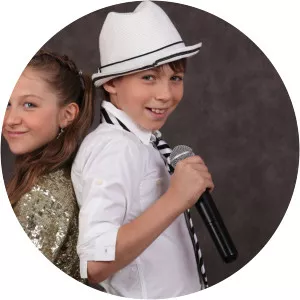 dayana kirillova sasha lazin - Singer