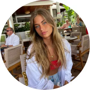 Sasha Nikolic - Filip Nikolic's daughter