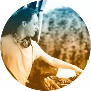 Saulo Pisa - Musical artist