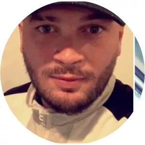 Sauzer - Musical artist