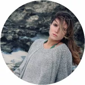 Savannah Lynne - Musical artist