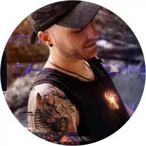 Savej - Musical artist