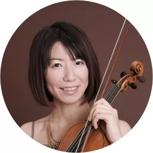 Sayuri Yano - Sho Yano's sister