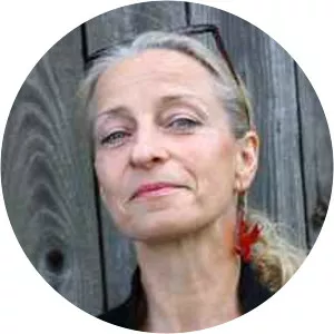 Scarlett Seeboldt - Musician