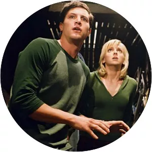 Scary Movie 3 - 2003 ‧ Teen/Horror ‧ 1h 25m