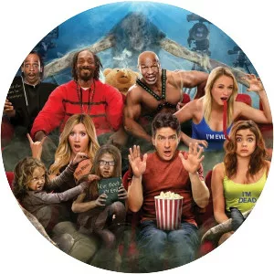 Scary Movie 5 - 2013 ‧ Thriller/Horror ‧ 1h 28m