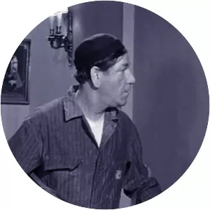 Scheming Schemers - 1956 ‧ Black and white/Short ‧ 16 mins