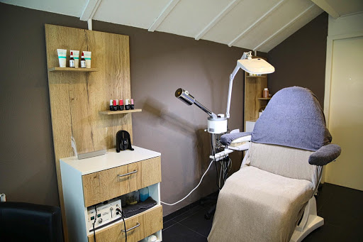 Schoonheidssalon Nancy Hardij