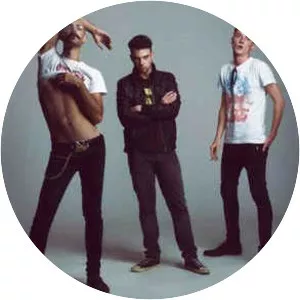 SCHWARZPRIOR - Musical group