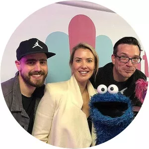 Scott Burdon - Builder ‧ Abby Coleman's husband