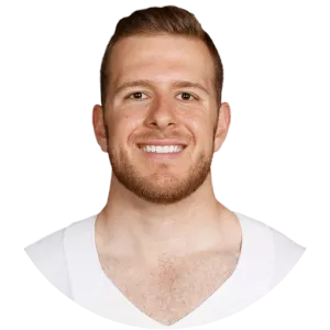 Scott Daly - American football long snapper