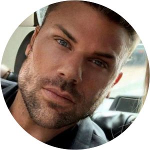 Scott Kinghorn Mosley photograph