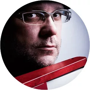 Scott Kinsey - Keyboardist