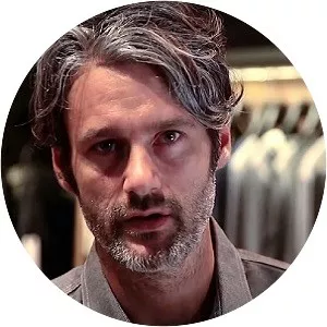 Scott Mackinlay Hahn photograph