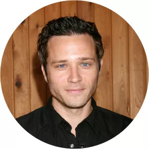 Seamus Dever