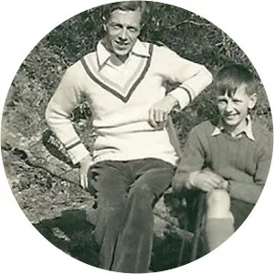 Sean Day-Lewis photograph