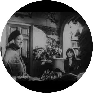 Séance on a Wet Afternoon