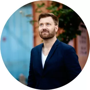 Sebastian Kohlhepp - Opera singer