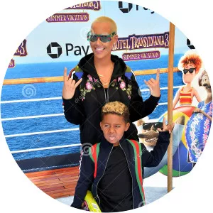 Sebastian Taylor Thomaz photograph