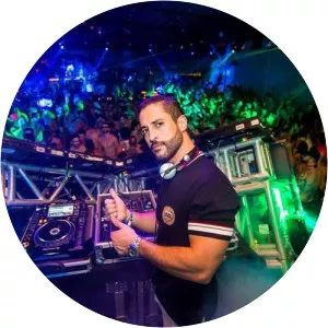 Sebastien Triumph - Singer