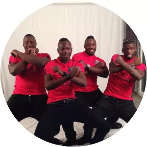 Section Pull Up - Musical artist