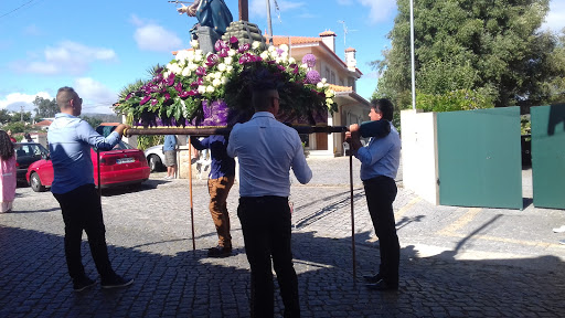 Sede Junta Freguesia - Vila Cova e Feitos