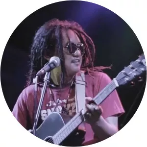 Sejedewe - Musical artist