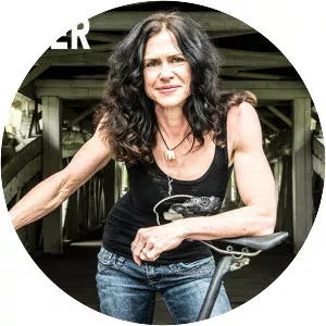 Selene Yeager - Author