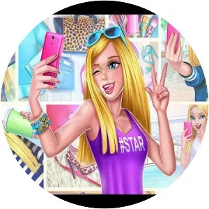 Selfie Queen - Social Star