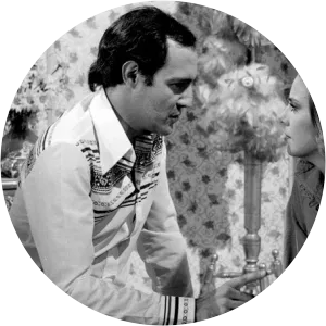 Sem Lenço, sem Documento1977 – 1978